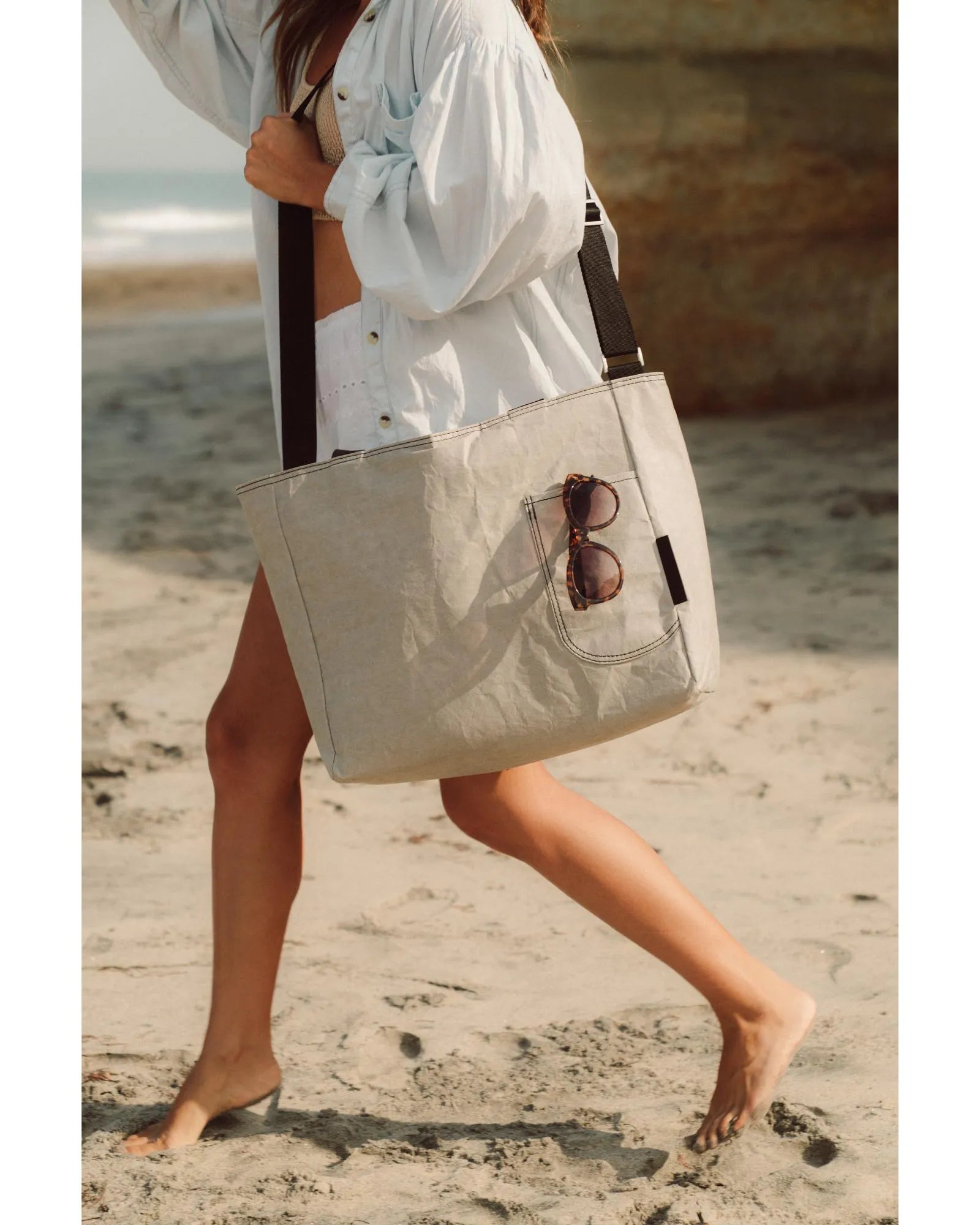 Custom washable paper 24-can messenger cooler bag - 5