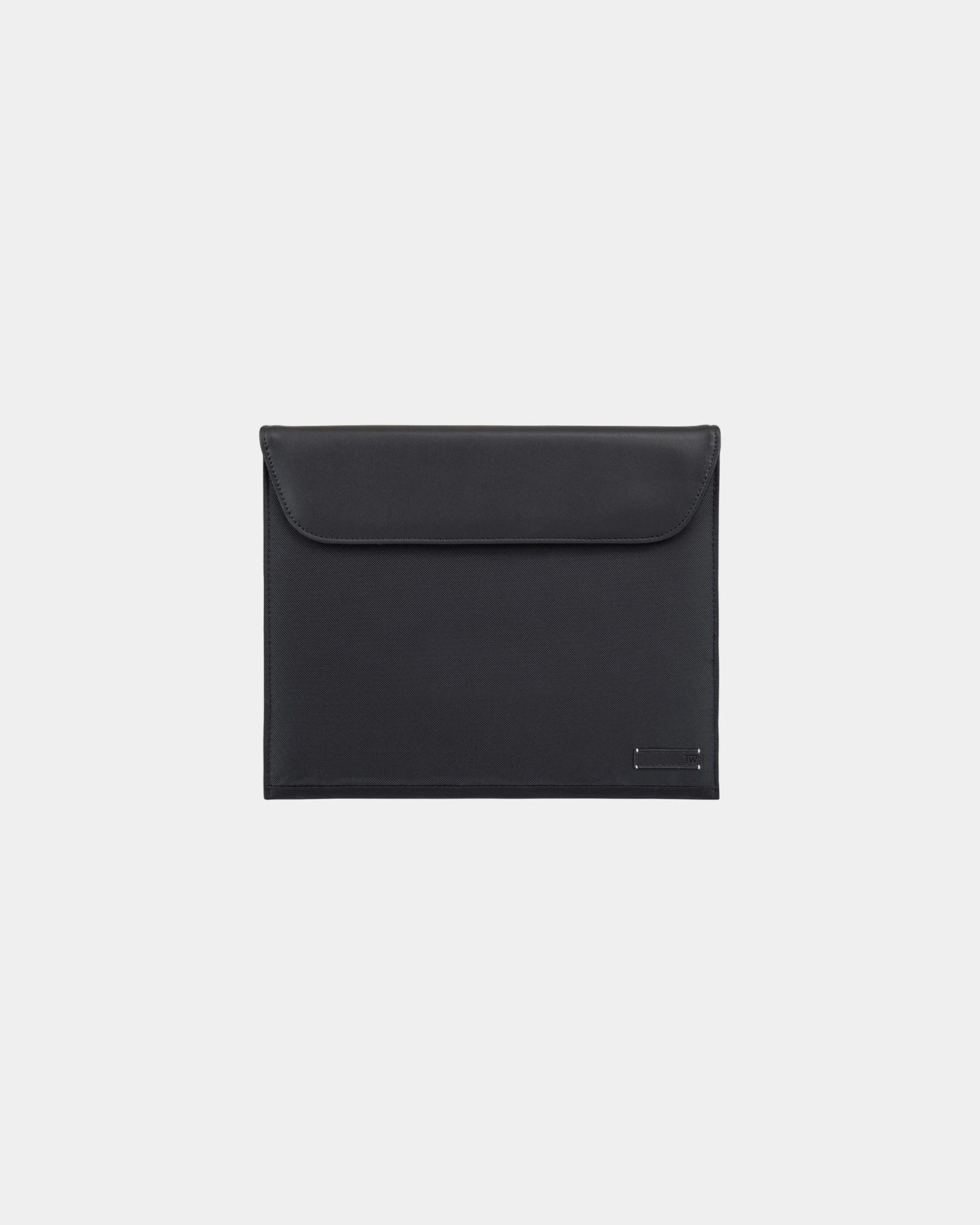 Custom recycled nylon padfolio with vegan leather accents - Black