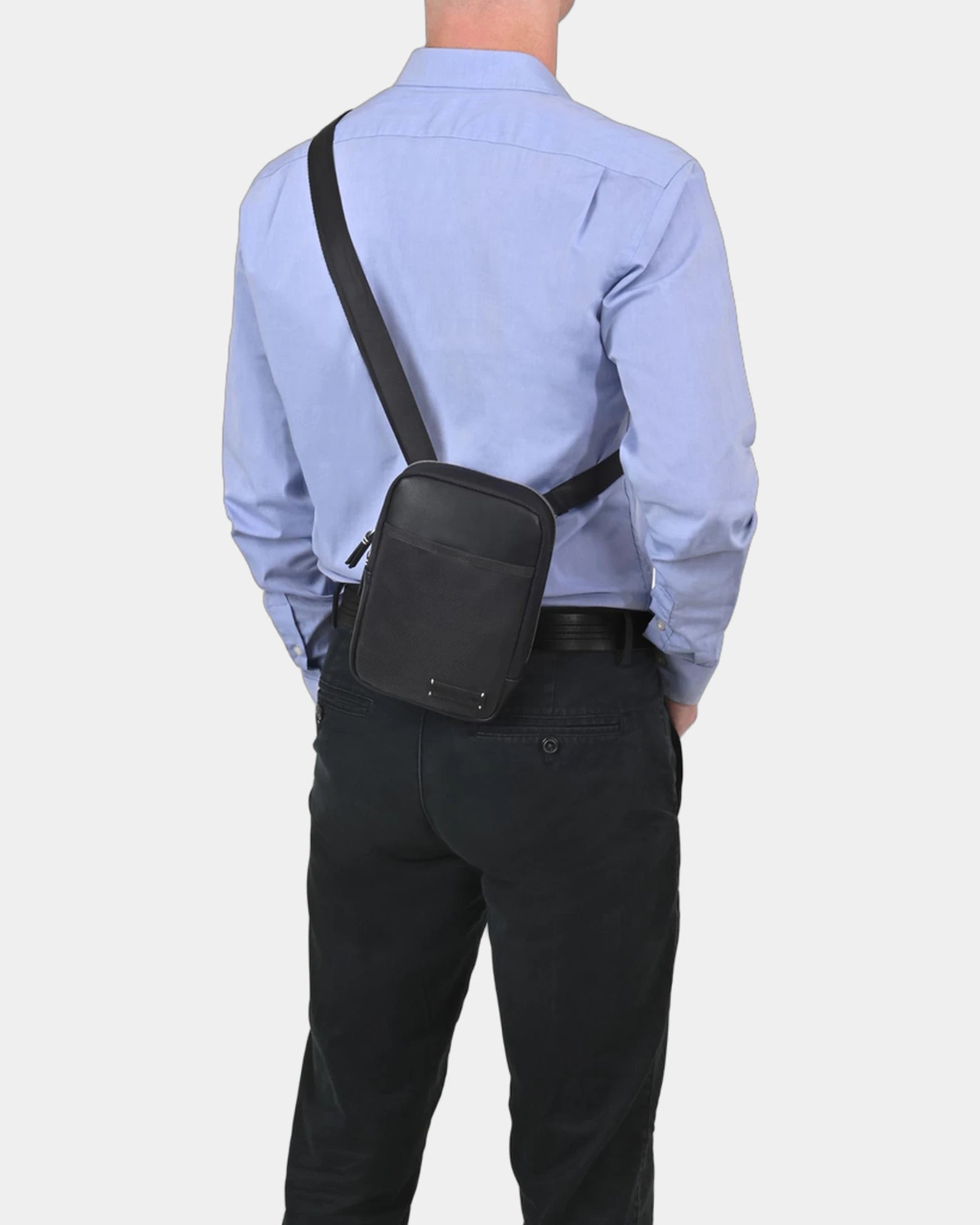 Custom recycled nylon crossbody bag with vegan leather - 3