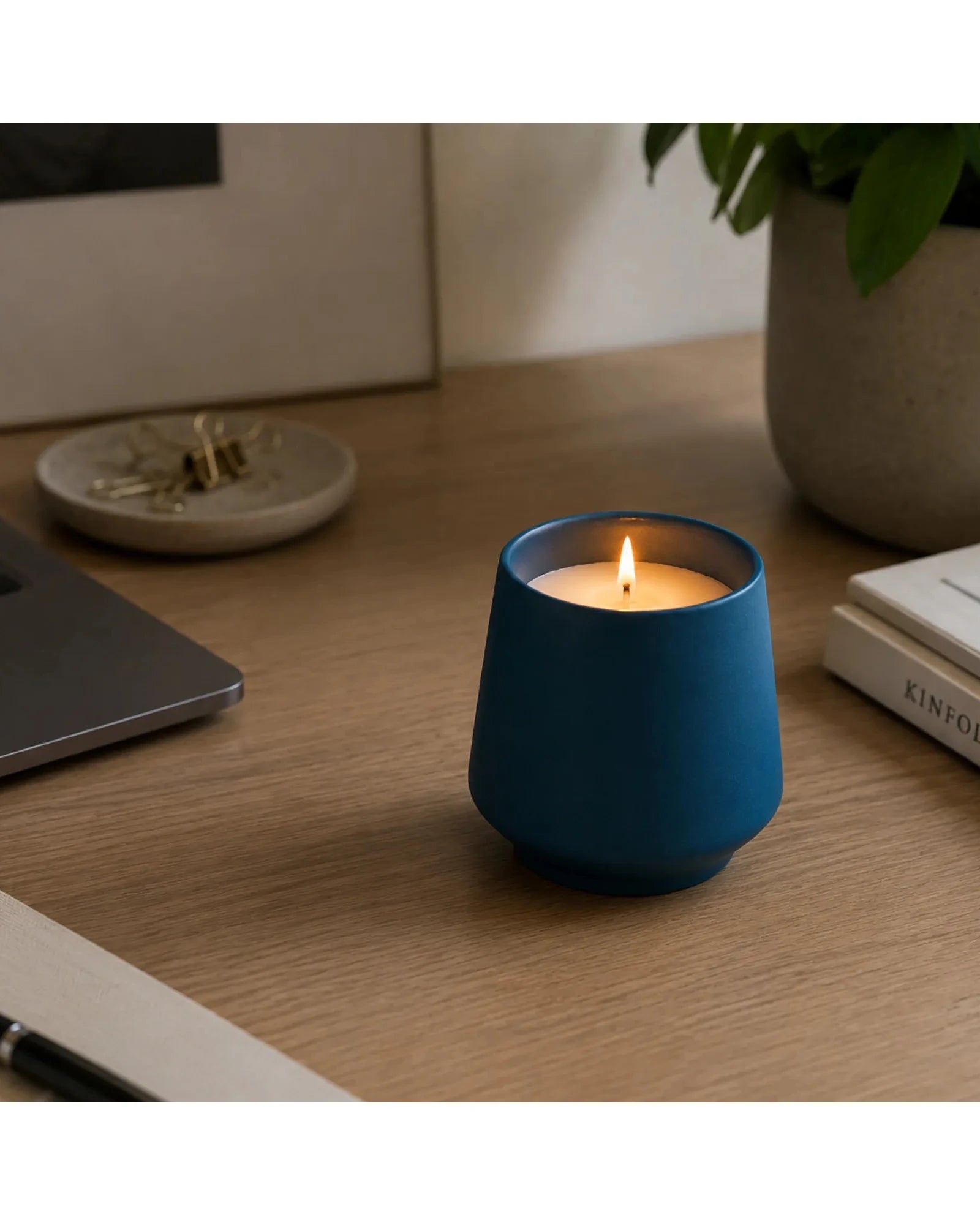 Custom soy-blend candle with ceramic vessel and seeds - 7