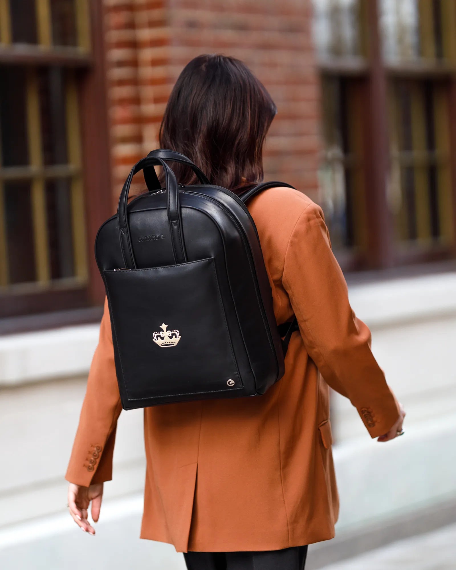 Branded vegan leather Corkcicle laptop backpack - 10