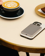 Custom 5,000mAh power bank Native Union Active - 7