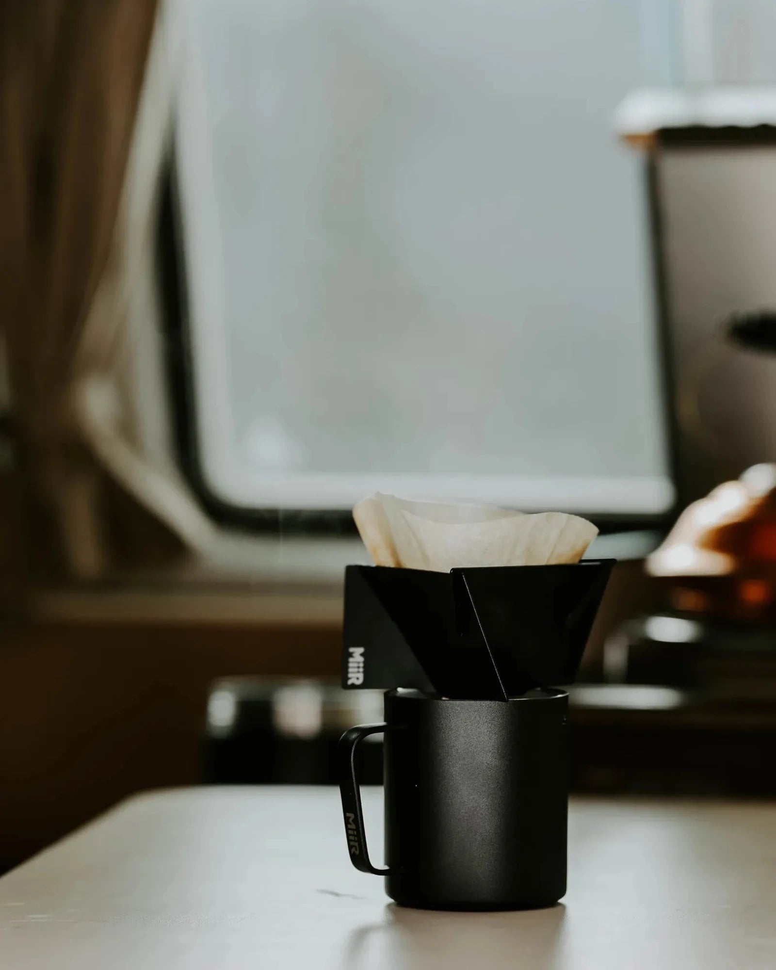Custom recycled stainless steel pour-over coffee dripper - 9