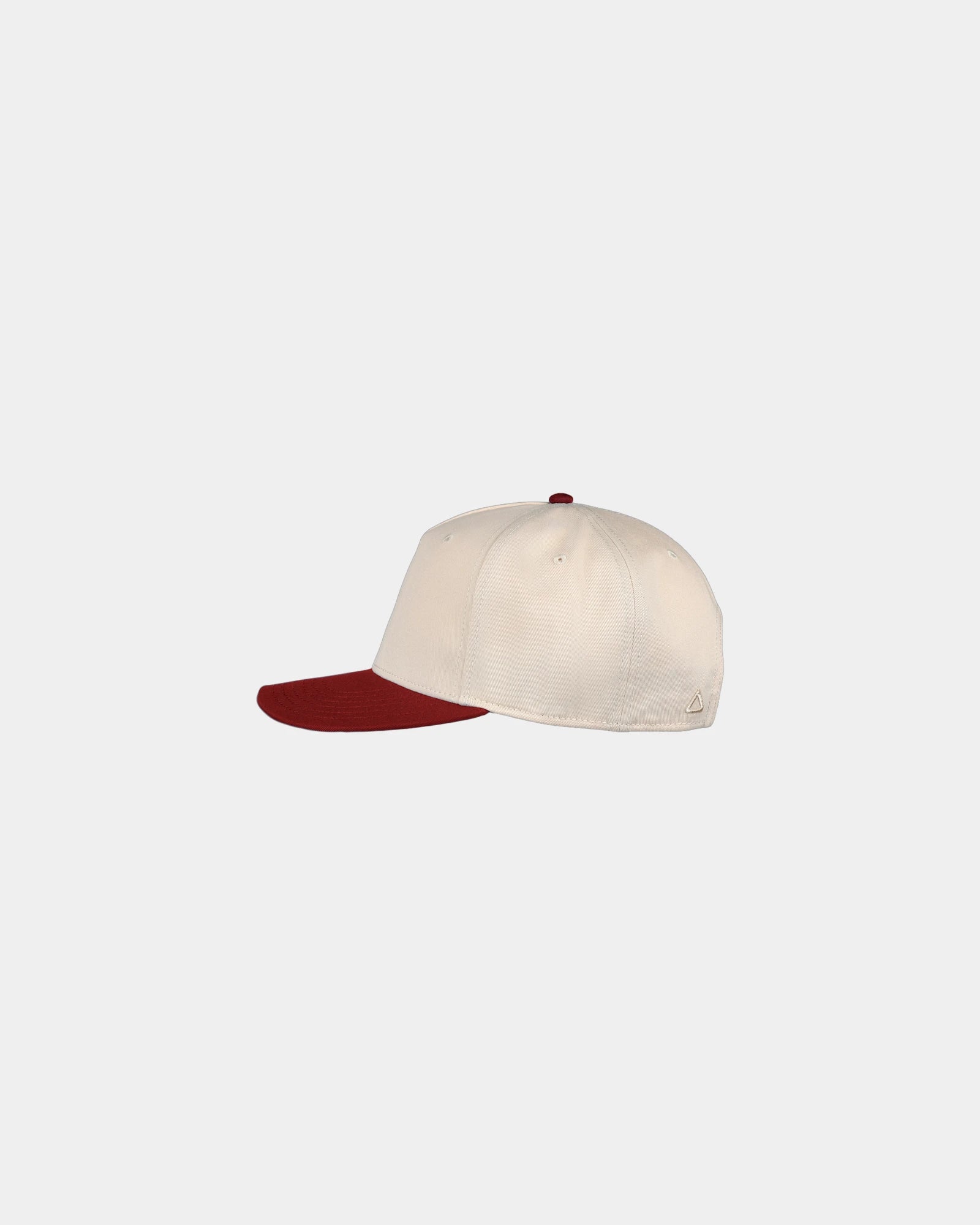 Custom cotton twill vintage cap with snap closure - 18