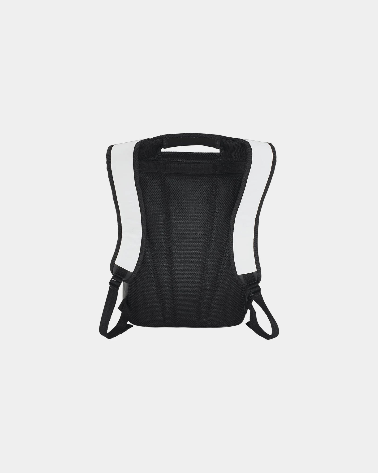 Custom insulated backpack cooler 24-can capacity - 10
