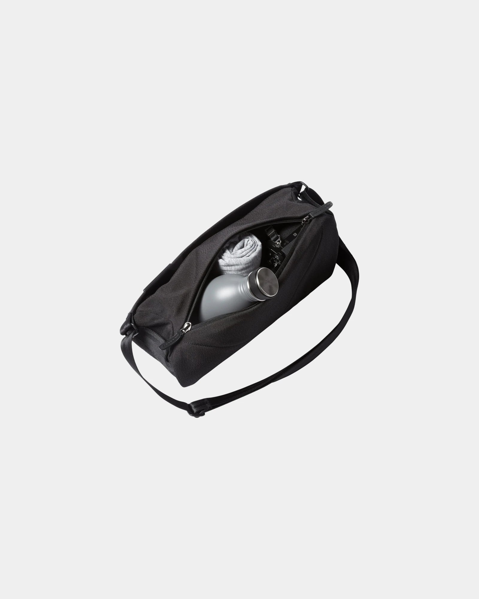 Custom recycled sling bag Bellroy water-resistant pack - 10