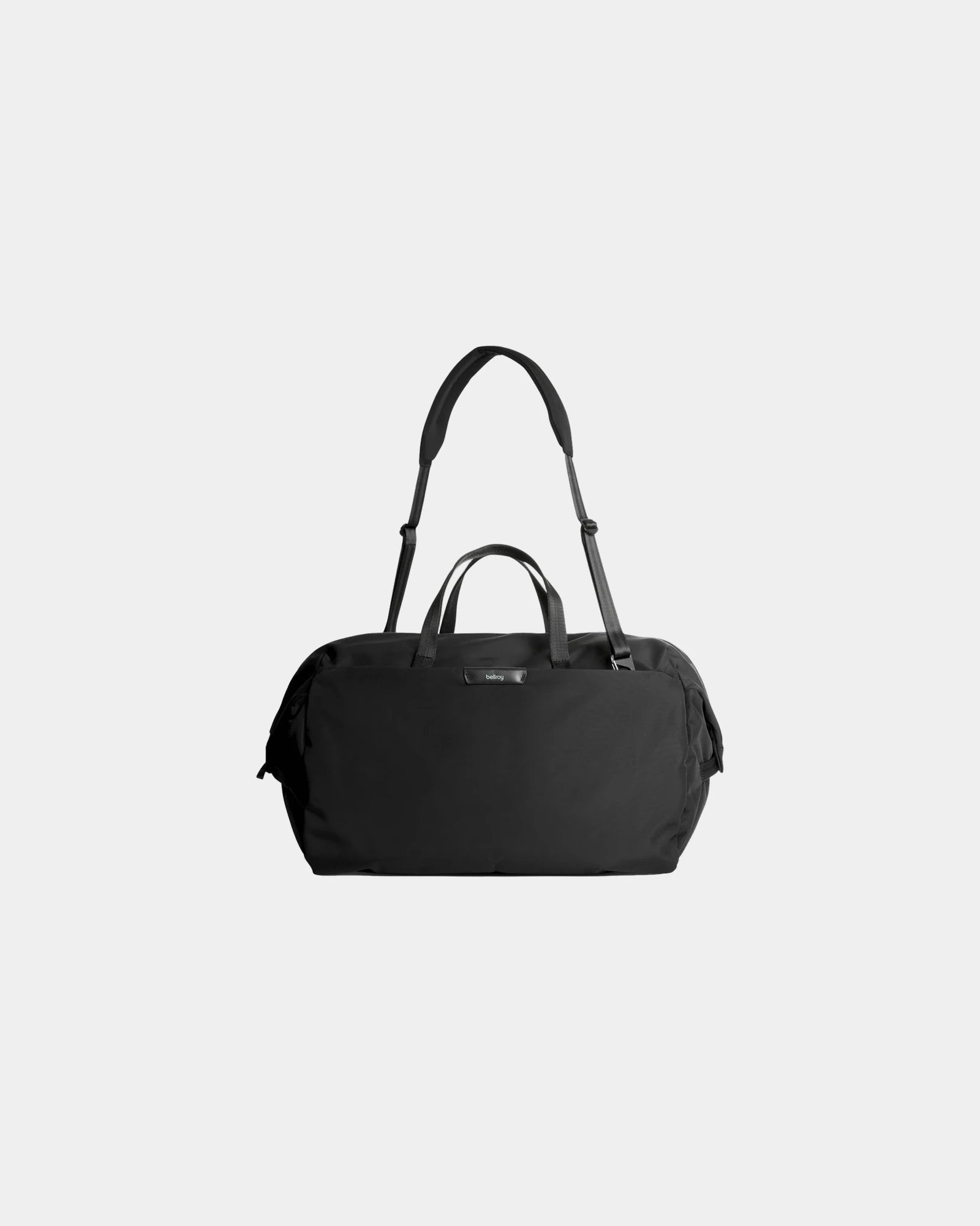Custom recycled Bellroy Classic Weekender 45L duffel - Black (Bk)