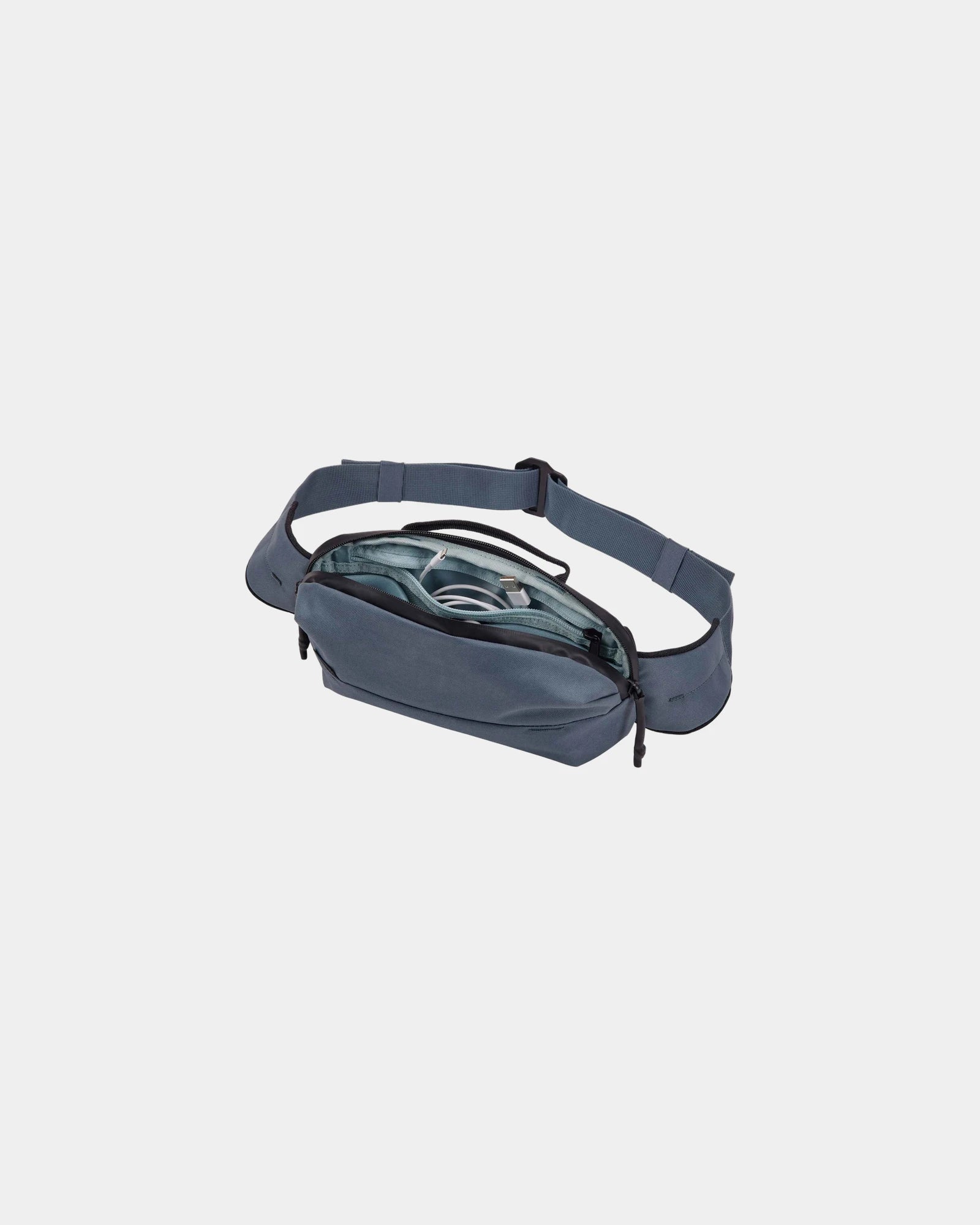 Custom recycled polyester Thule Aion Sling bag - 3