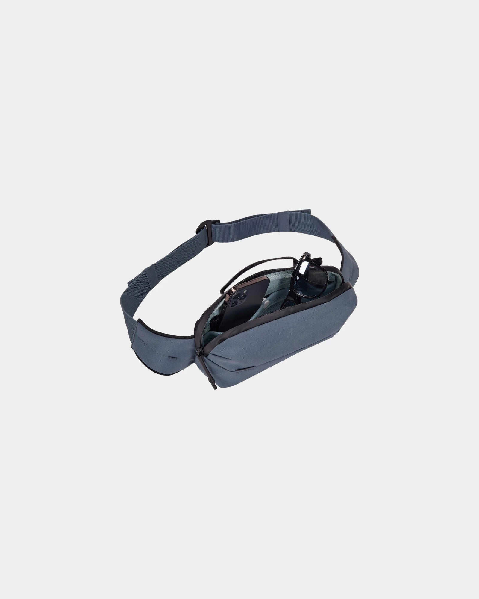 Custom recycled polyester Thule Aion Sling bag - 5