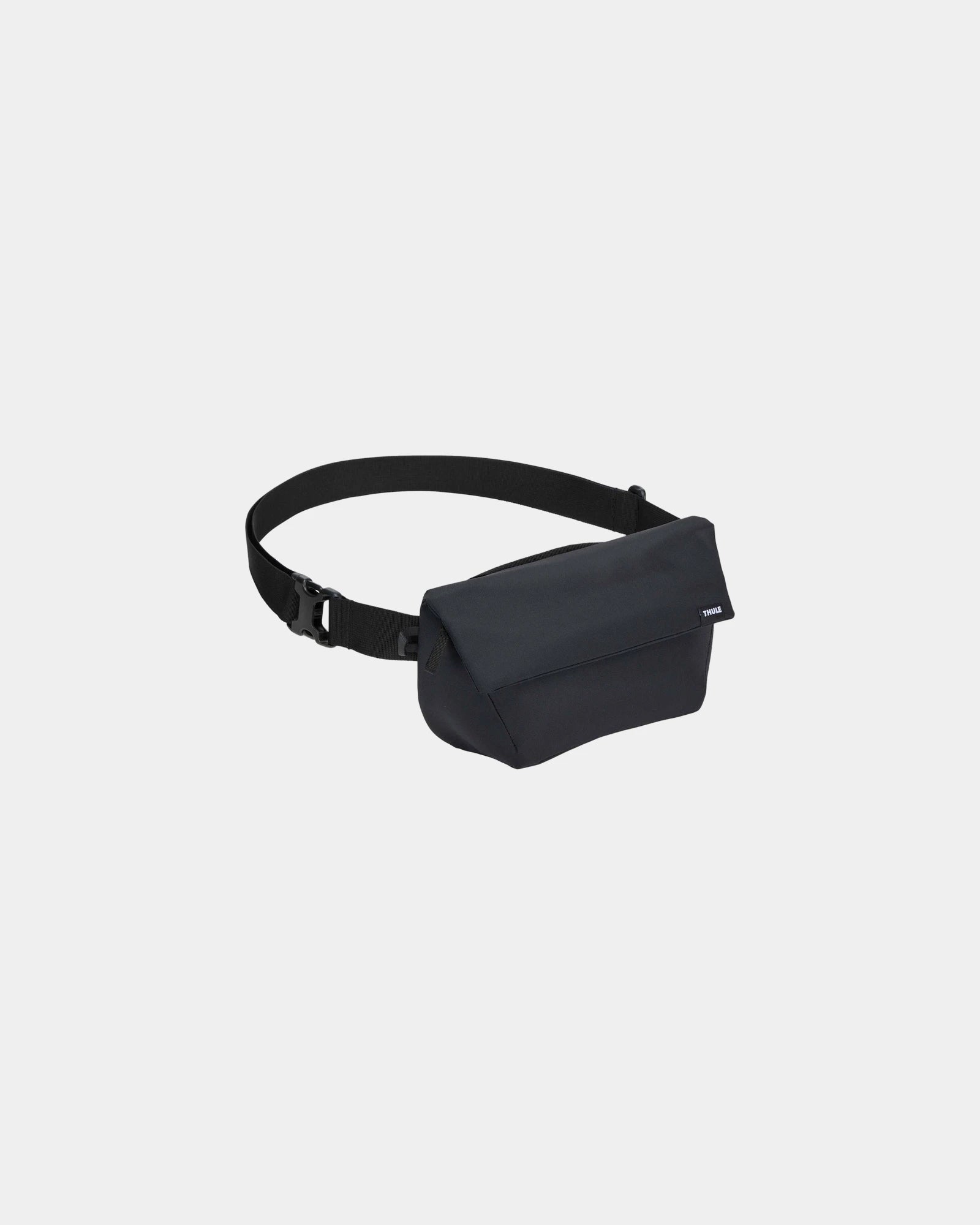 Custom nylon Thule EnRoute 2L sling bag for teams - 3