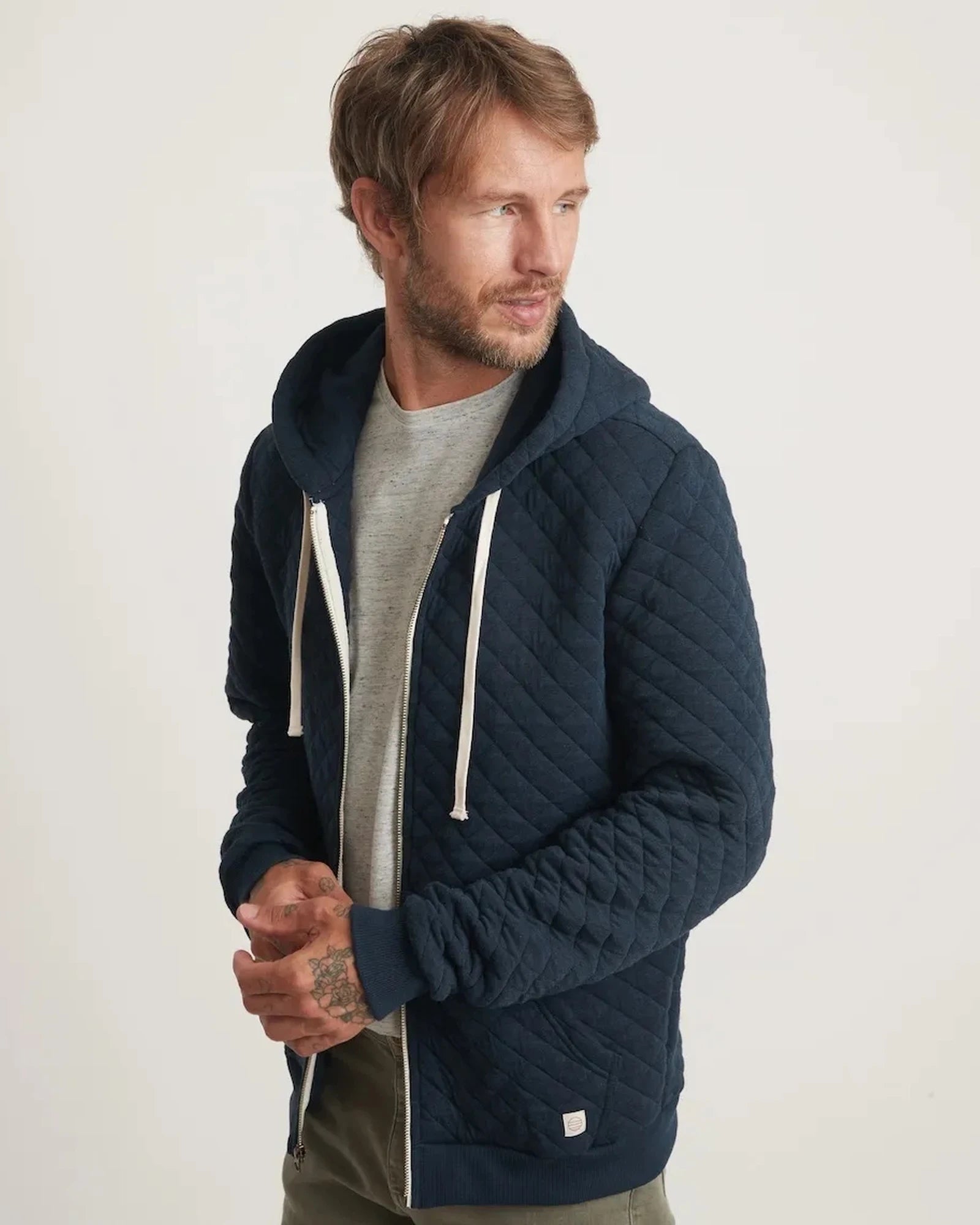 Custom quilted full-zip hoodie for men's teams - 2