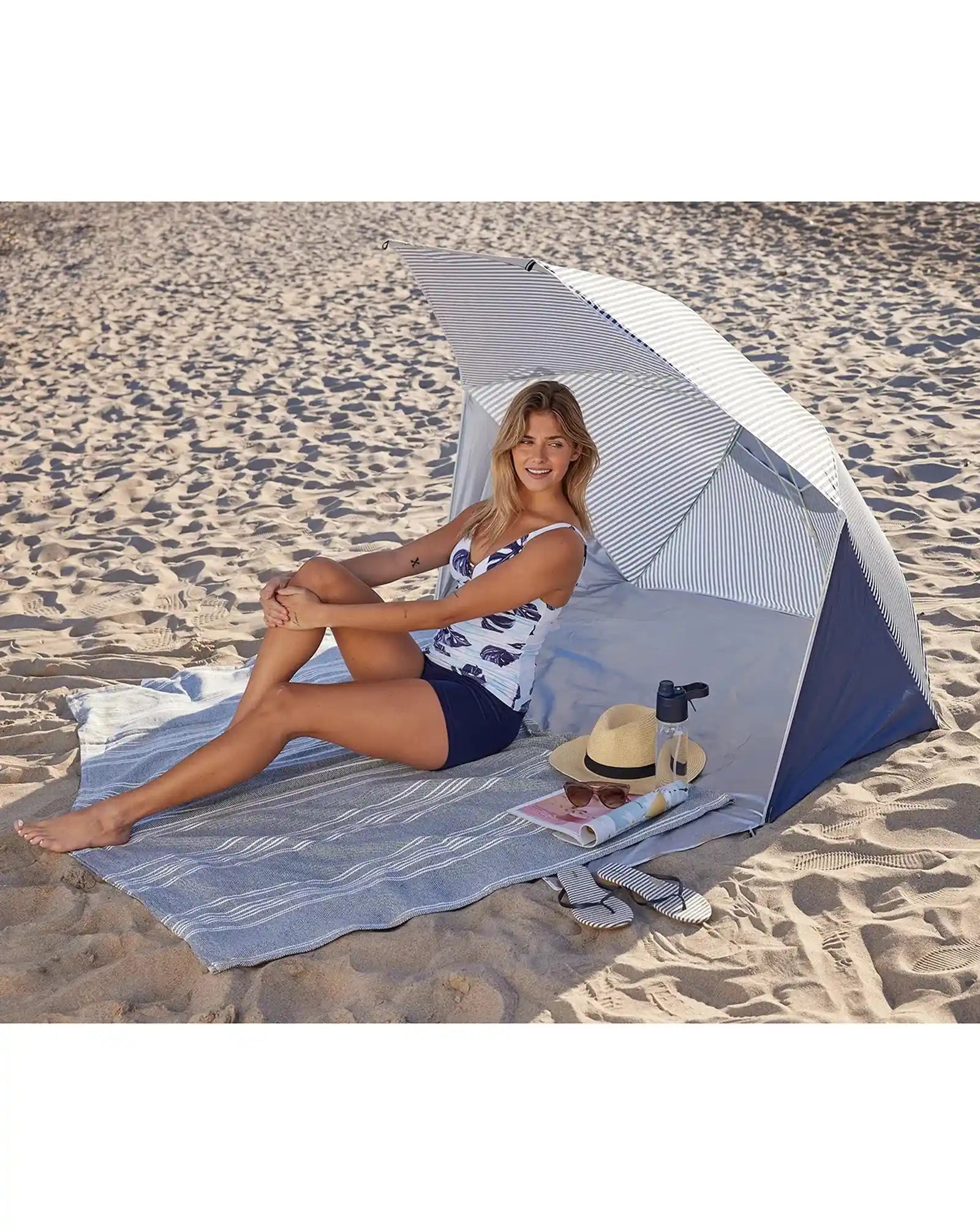 Custom UPF 50+ polyester beach tent with carry pouch - 2