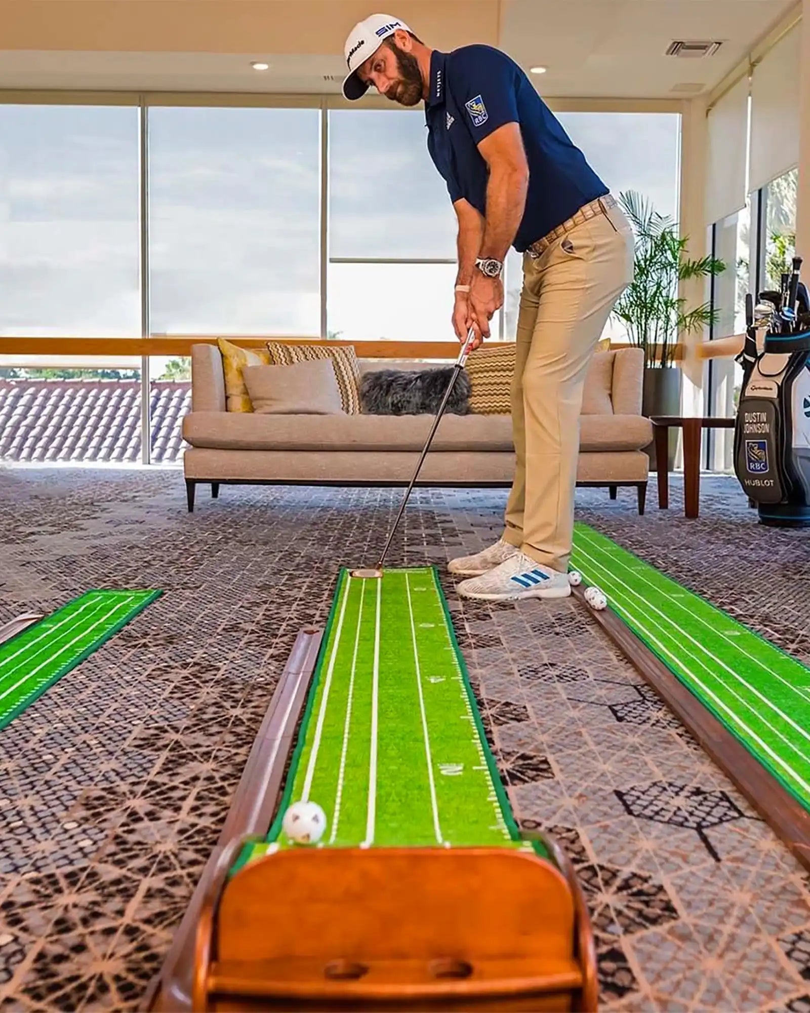 Custom 9 ft 6 in putting mat with crystal velvet surface - 14