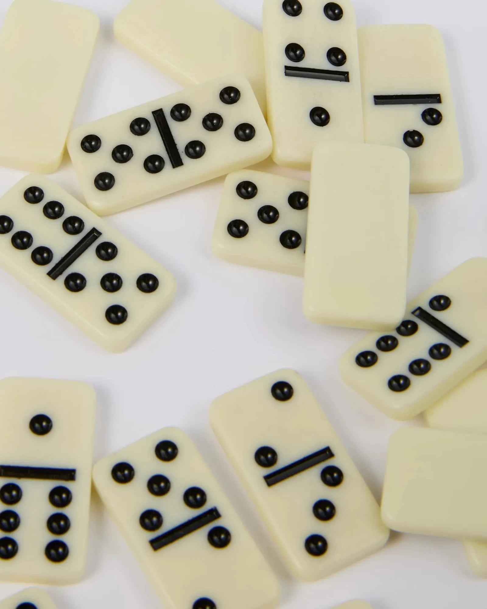 Custom 28-piece dominoes set with carrying case - 8